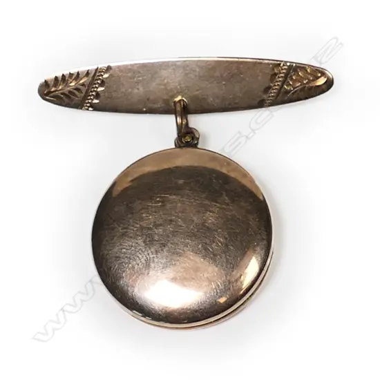 Frank Grady 9ct gold small locket,